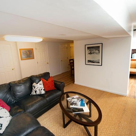 2 Bedroom By Zoo, Metro, Park And Embassies In Forest Hills - Best Location Washington Eksteriør billede